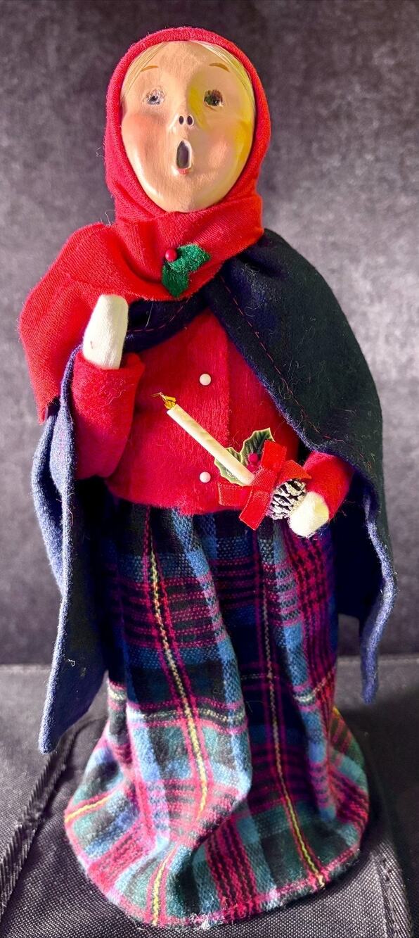 Byers Choice The Carolers #5 of 100 Signed & Dated 1994